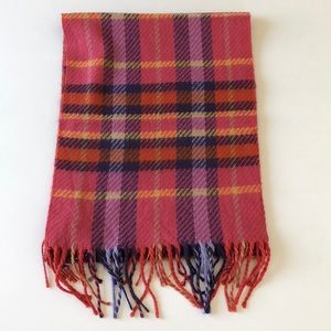 Brighten up a chilly day with NWOT Bright and Stylish long scarf